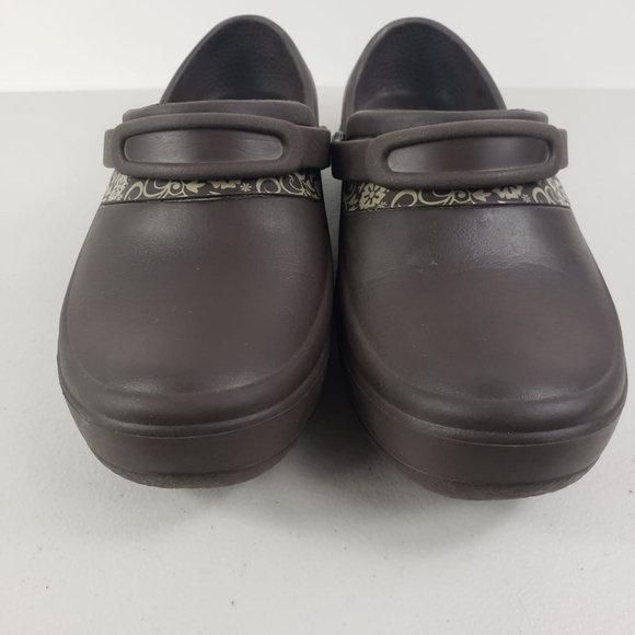 Crocs Woman's slip on mules brown Sz 7 - Picture 4 of 12